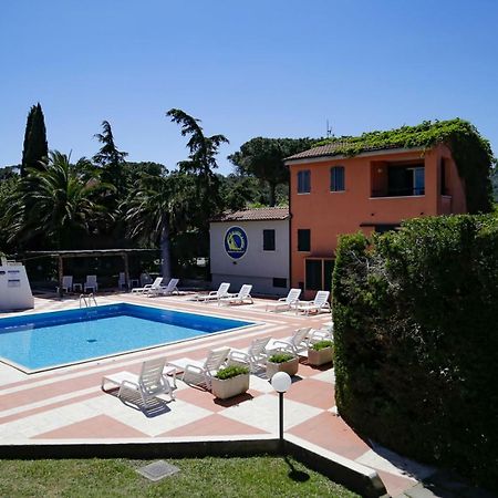 Appartamenti Maricampo By Helloelba Marina di Campo Extérieur photo