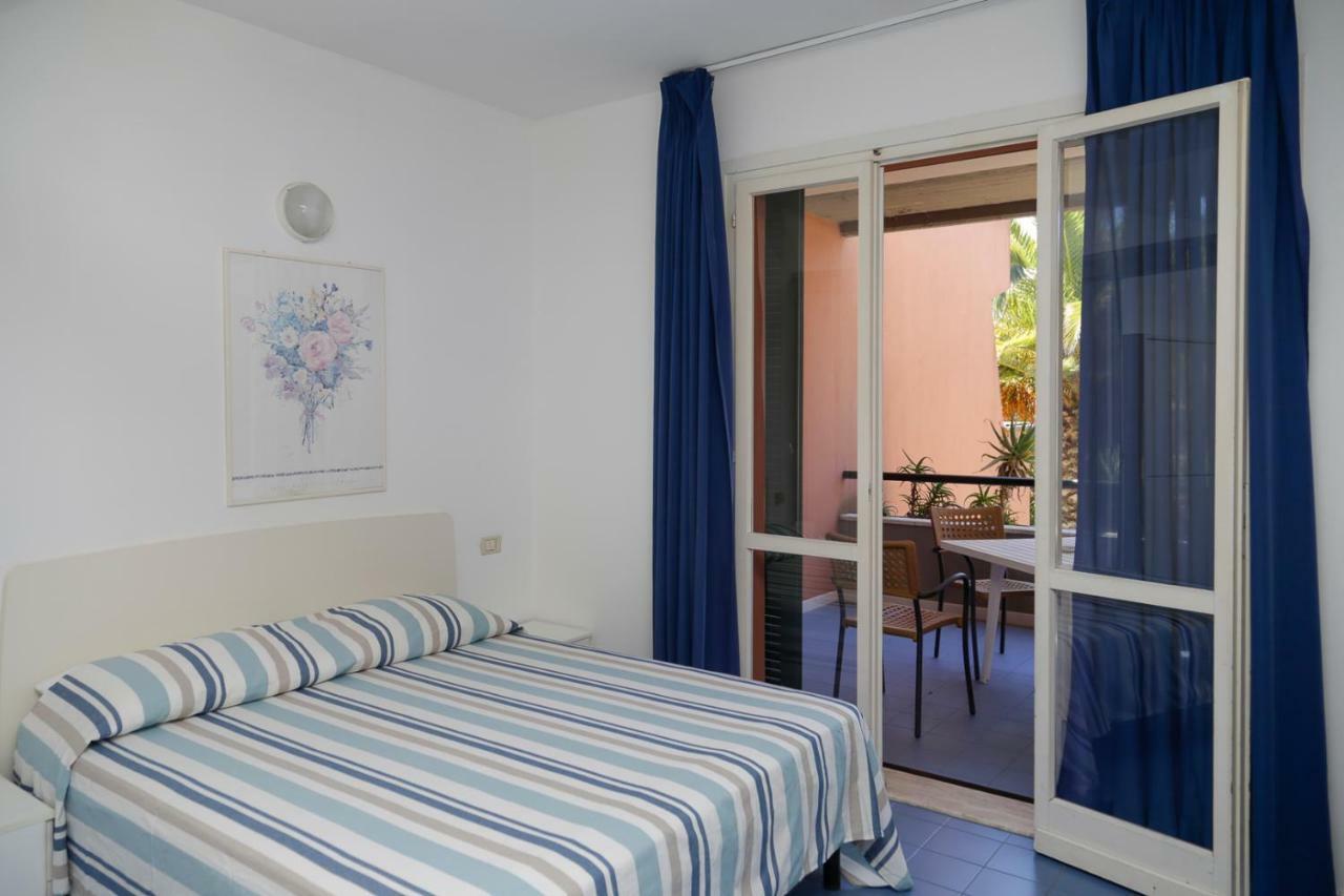 Appartamenti Maricampo By Helloelba Marina di Campo Extérieur photo
